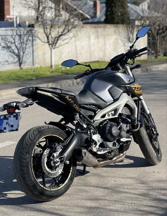 Yamaha MT 09 ABS schimb