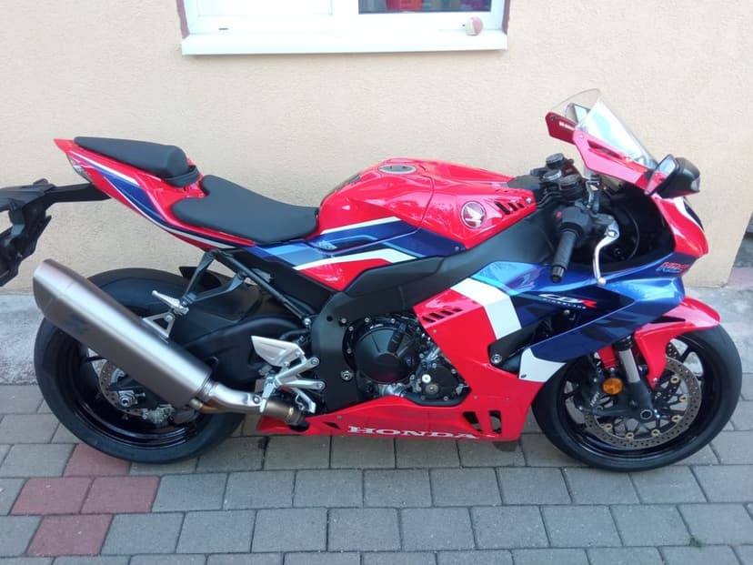 Honda Cbr 1000 RR-R Fireblade 8000 km