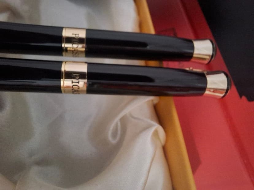 Set Cadou Stilou Picasso Art Collection,penita iridium  placata cu aur