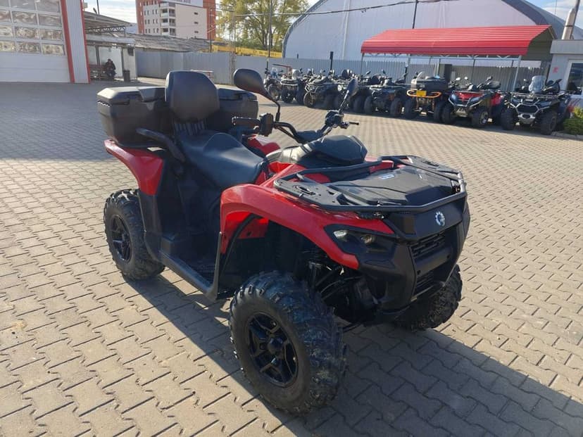 Can-Am Outlander MAX DPS 700