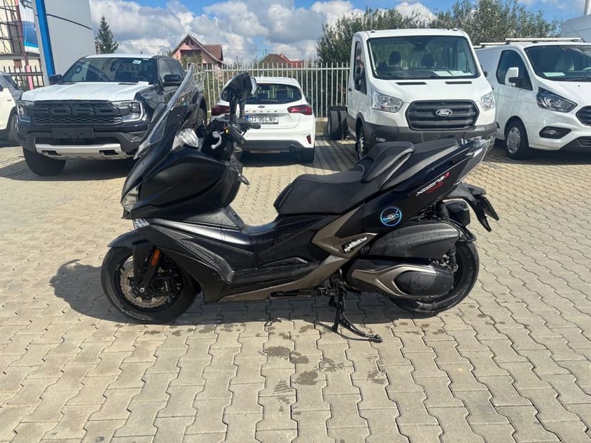 Scooter Kymko Xciting 400 S