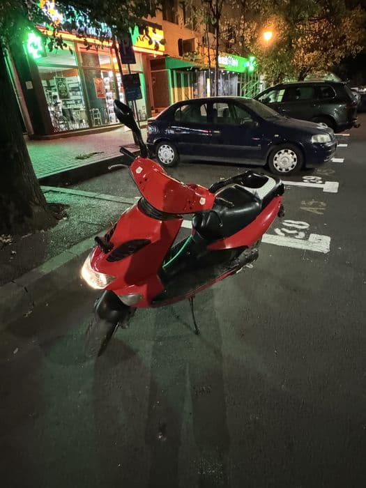 Scuter aprilia sr 49cc inmatriculat