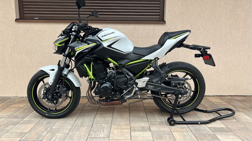 Kawasaki z650 an 2020 7000 km