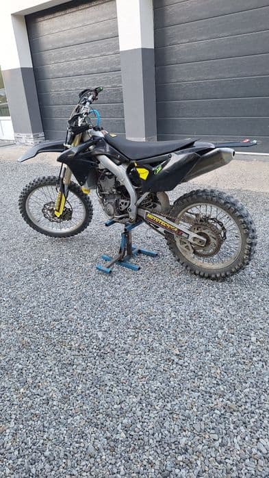 Suzuki rmz 450 injectie 2011