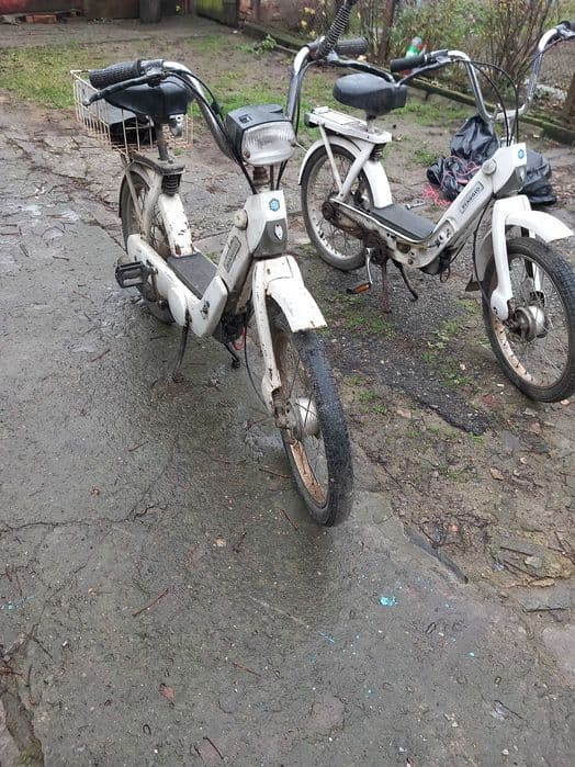 Vand 2 scutere Piagio Ciao