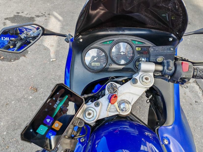 Suzuki GSX600F Katana 2004 cu topcase Shad SH44 si backrest