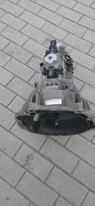 Cutie 5+1 viteza 1.3 benzina suzuki jimny R72