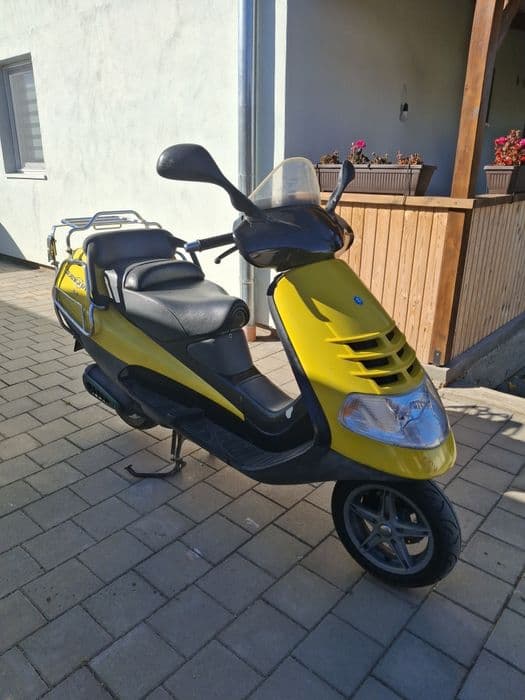 Piaggio hexagon lx 125 2t (acte) + Piaggio hexagon 125 2t (fara acte)