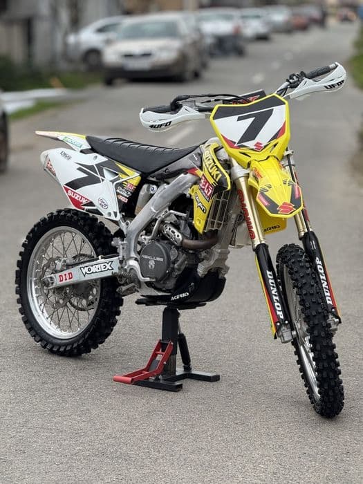 Vând Suzuki RMZ 450 2015 injecție/Impecabil/Ambreiaj REKLUSE!2950€neg!