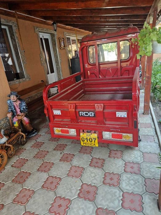 Vand Triciclu Electric!!