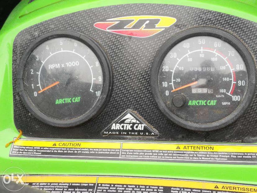 Vand/schimb Snowmobil ARCTIC CAT ZR 600
