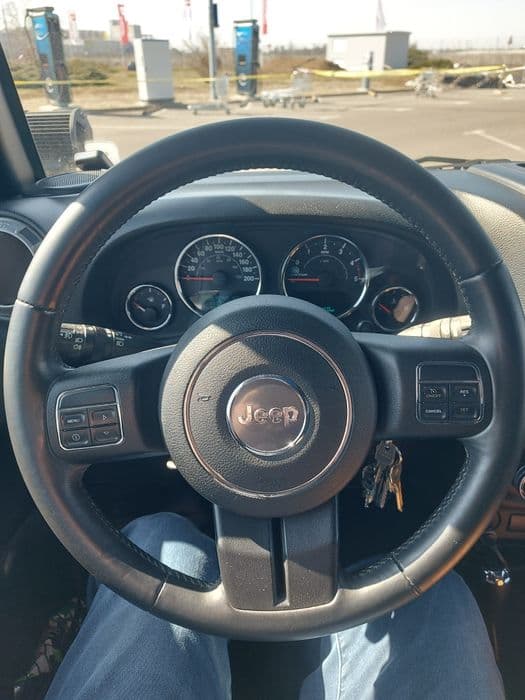 Jeep wrangler jk N1 2,8 CRD MOUTAIN EDITION 200 CP .17999 euro..