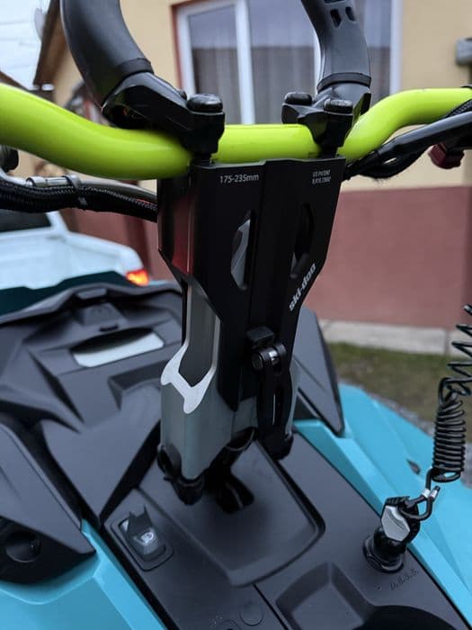 Snowmobil Ski Doo Summit X 850 2020 (nu polaris rmk khaos)