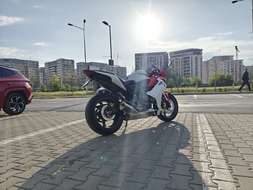 Honda CBR 600F ABS - 2011 | Stare Impecabilă  |Dotări extra