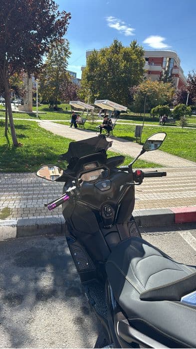 Yamaha XMax TechMax 125 cm