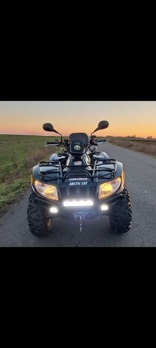 Arctic cat  550 efi 2014 impecabil cu servo