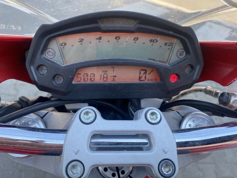 Ducati monster 696 pt A2 limitat