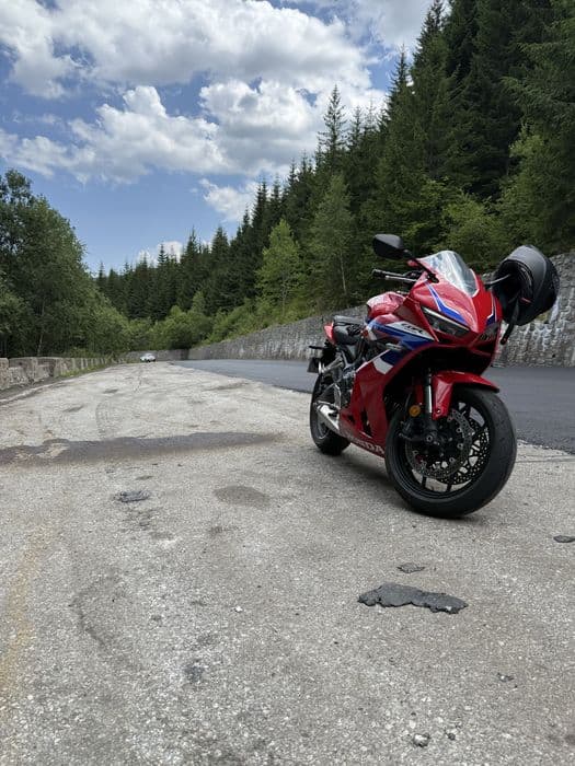 Vand Honda CBR 650R 2024 limitat A2 in acte