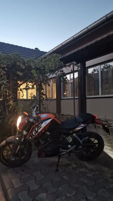 Vând Ktm Duke 125 2012