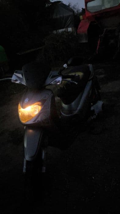 Vând scuter Piaggio liberty 125cc