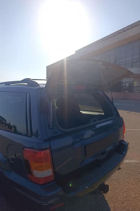 Jeep grand cherokee 2.7 Autoutilitara 5 locuri