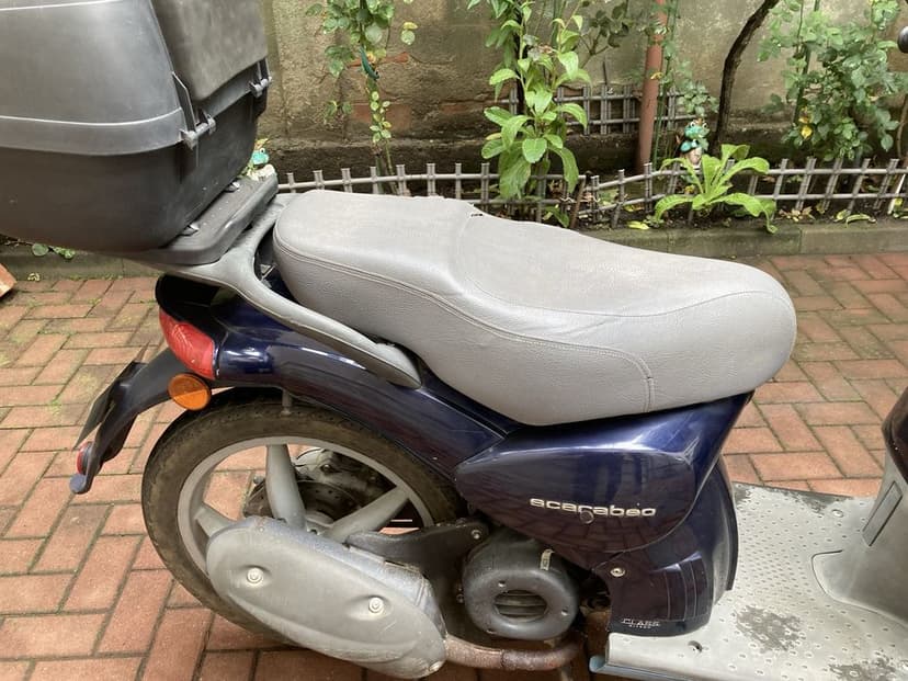 Vand scuter aprilia scarabeo