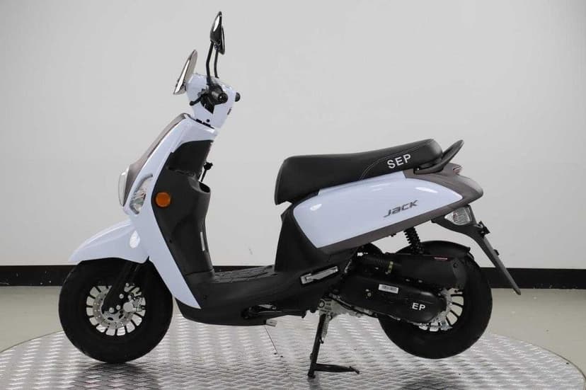 Scuter 49cc, Nou - Fără Permis, Ideal pentru Livrări și Navetă