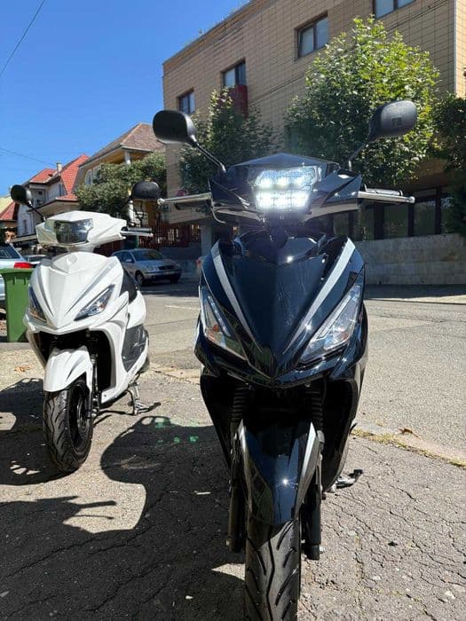Scuter Ares Faster 125cc automat nelimitat model 2025 NOU