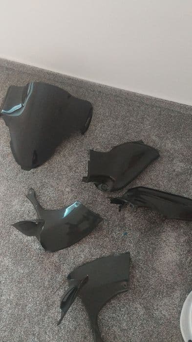 Dezmembrez Suzuki Gsxr 1300 Hayabusa model 1999-2007