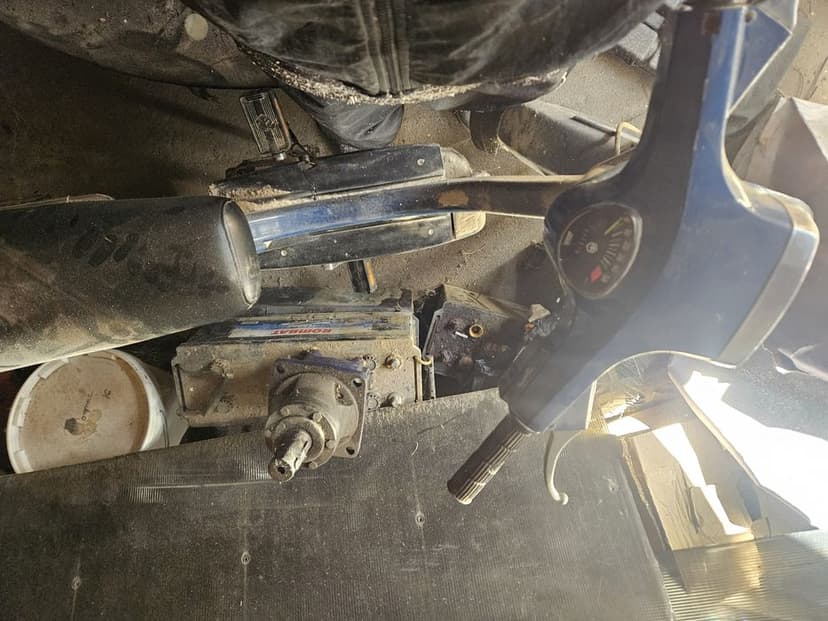 Vând scuter Vespino ..singurul defect nu are carburator