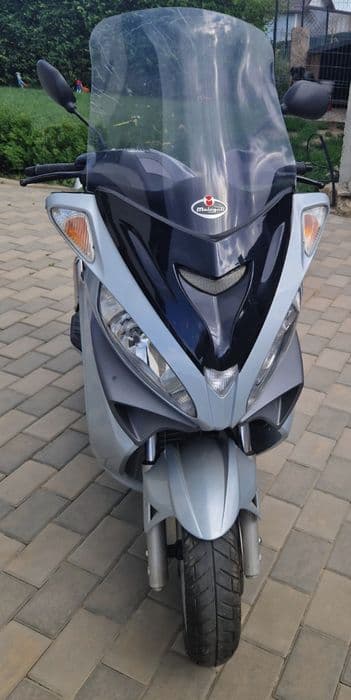 Scuter Malaguti Madison III  250 – An 2010 – Doar 753 km