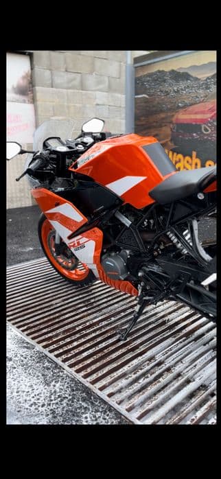 Vand KTM RC 125 2020 A1