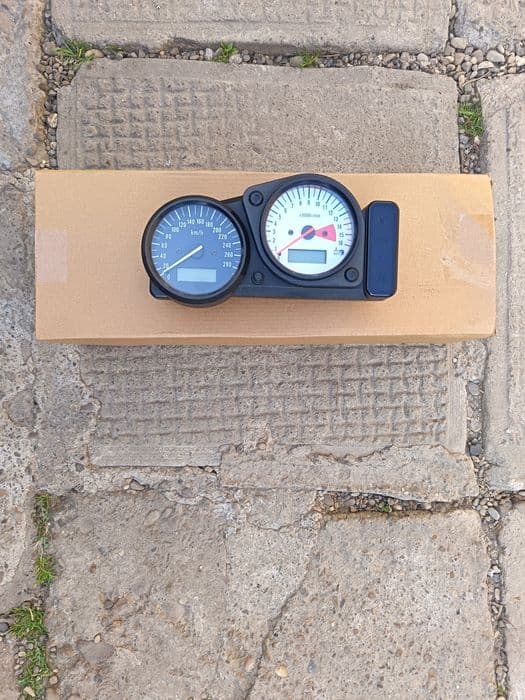 BORD / suzuki gsxr  / 750 SRAD