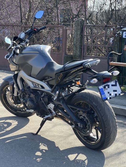 Yamaha MT 09 ABS schimb