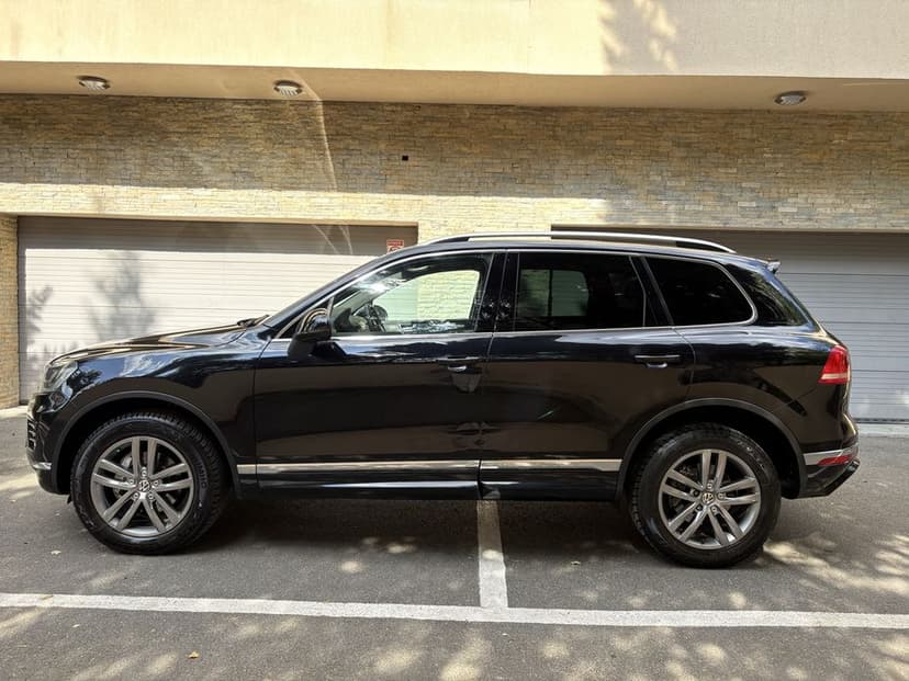 Volkswagen Touareg Pachet R Line 3.0 TDI 2017