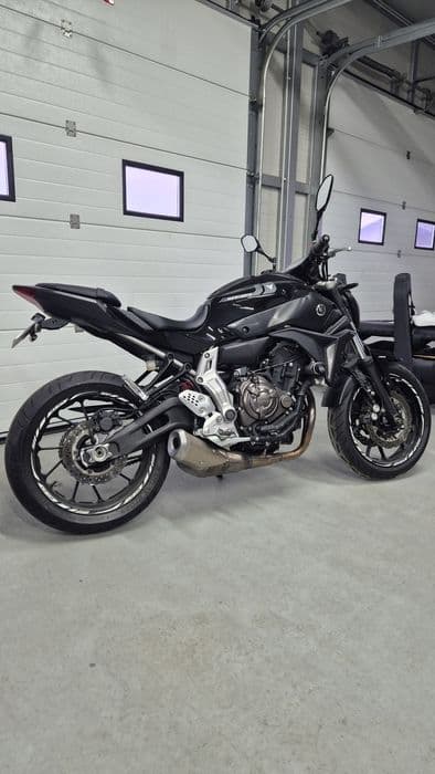 Yamaha mt07 ABS black