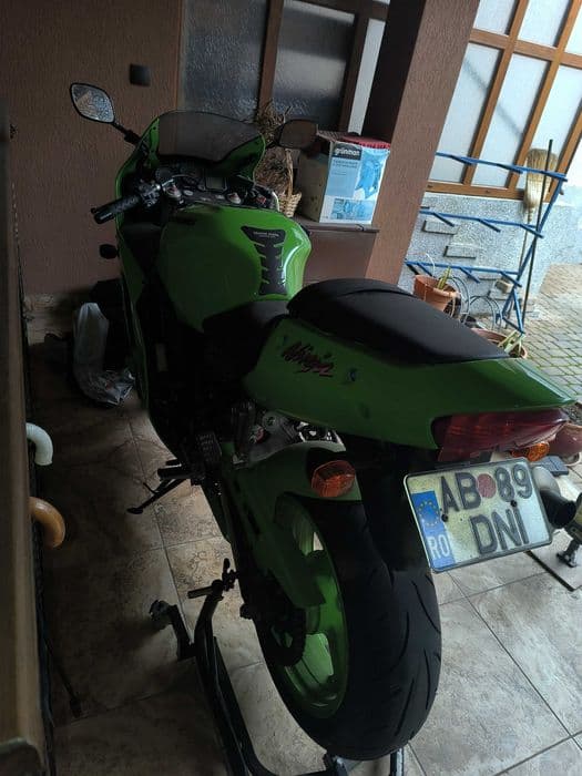 Kawasaki ZX-12R  2000an nelimitata