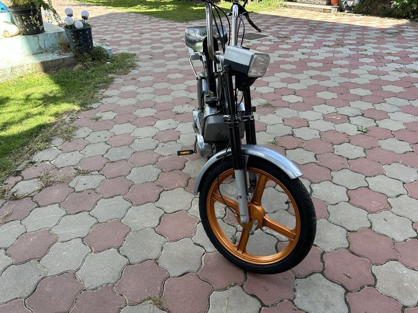 Moped Piaggio Bravo 49cc