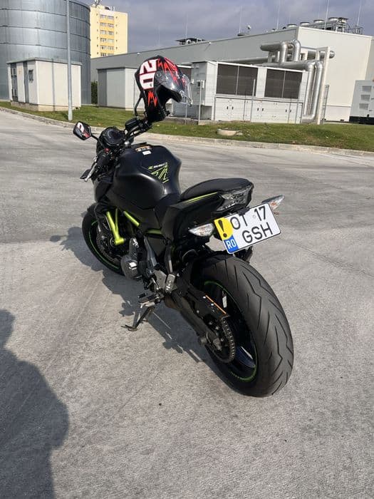 Vand Kawasaki z650 limitat A2