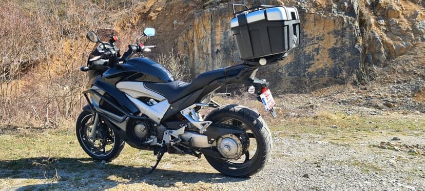 Honda VFR800X Crossrunner 2011
