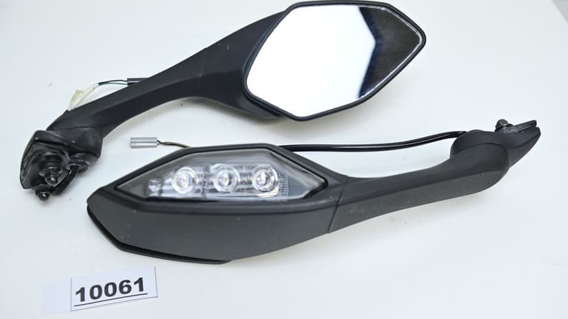 Oglinzi oglinda Yamaha R1 2015 R6 2017  stare perfecta stanga dreapta