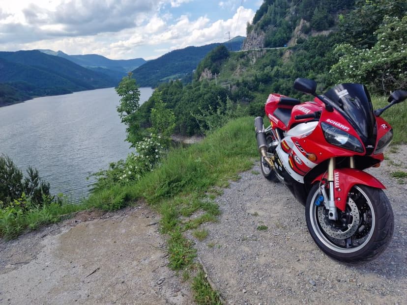 Yamaha R1 RN 04 2001 Schimb cu ATV sau Maxi-scuter