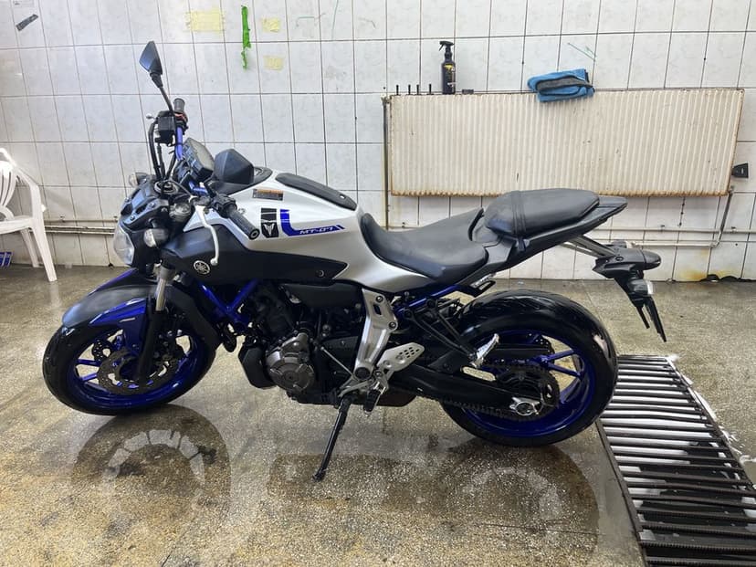 yamaha mt 07 - 2015