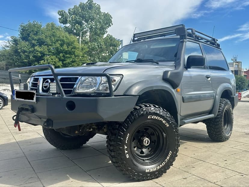 Nissan Patrol Y61 pregatit pentru overlanding/off-road