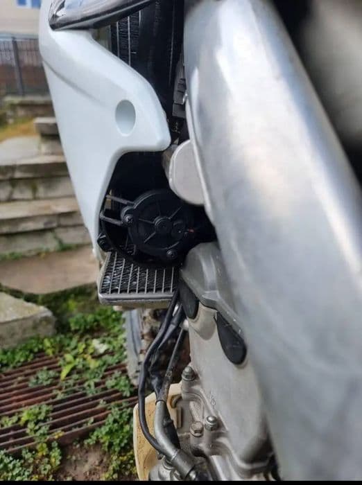 Vand sau schimb Suzuki RMZ 250