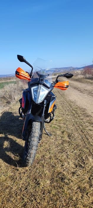 Vând KTM 390 Adventure cu doua seturi de roti