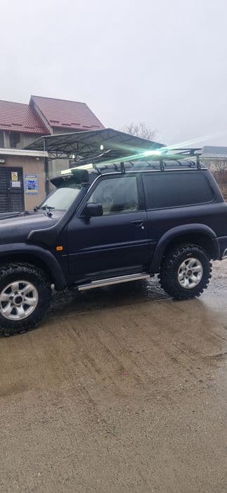 Proprietar vând nissan patrol y61 autoutilitara