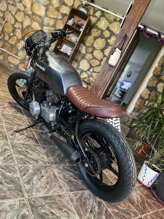 Kawasaki Z550 a2 Cafe Racer ( 1983 )