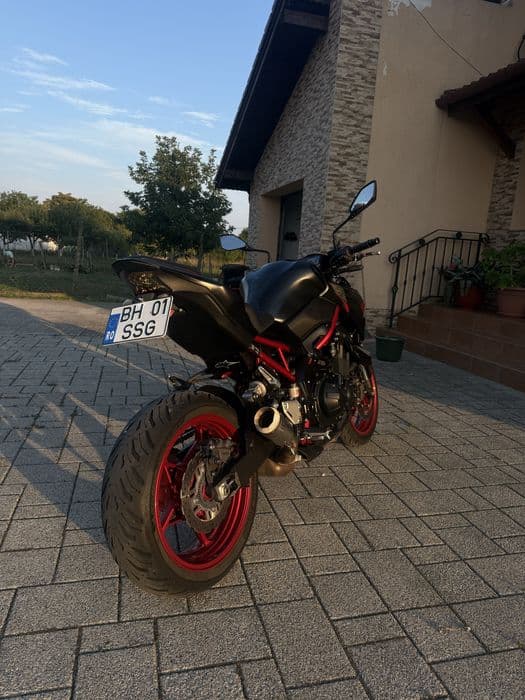 Kawasaki Z900/2021