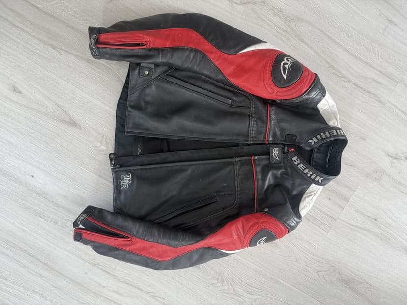 Yamaha R1 2005 model deosebit